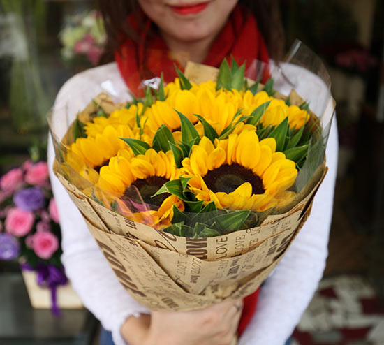 Bó hoa hướng dương niềm vui valentine